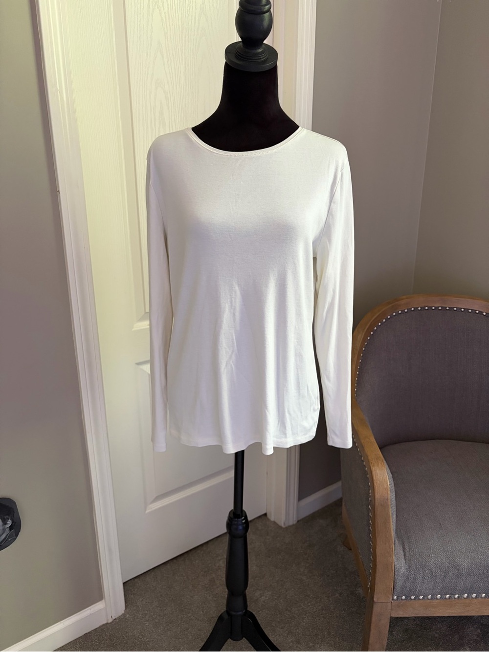 Talbots White Long-Sleeve Crewneck Top